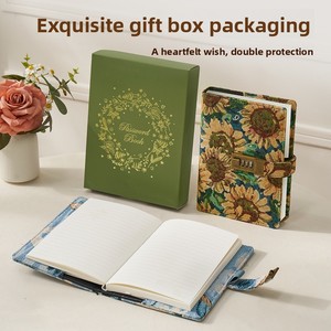 Carnet de notes B6 en tissu avec cadenas pour étudiant, petit carnet de bord au design frais et aux couleurs vives, idéal comme cadeau - Product Image 3