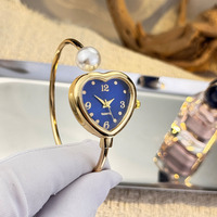Montre bracelet perles ultra-pratique et idéale pour les personnes pressées |   Montre de luxe française romantique en verre 3D incrustée de diamants étincelants