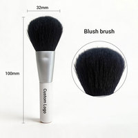 Ensemble de pinceaux de maquillage vegan, logo personnalisé, fibres synthétiques professionnelles, pinceau blush, contour, anticernes, kit de voyage miniature blanc de luxe