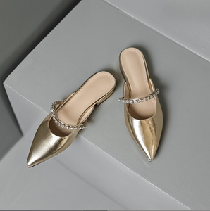 Nuevas zapatillas elegantes de <span class=keywords><strong>verano</strong></span> con punta en pico, sandalias de Mula sin cordones para mujer, Sandalias planas con cadena plateada y tacón plano, zapatillas - Product Image 6