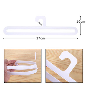 中国制造衣柜用透明塑料矩形围巾和带挂钩的毛巾展示架 - Product Image 3