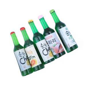Mini bouteille de saké en résine, 1 pièce, style Shochu coréen, accessoires de décoration DIY, petite bouteille de vin, pendentif