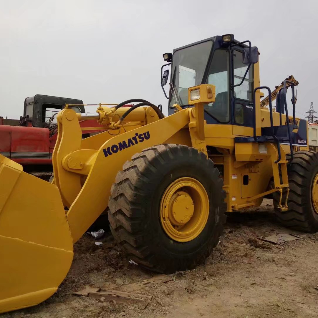 Komatsu WA450 1 Wheel Loader - Superior Performance