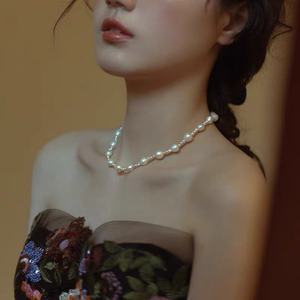 Collar de Perlas Barrocas Naturales de Lujo, Elegante, de Alta Gama, Estilo Frío, Sexy, para Clavícula, Diseño Irregular de Lujo Ligero - Product Image 1