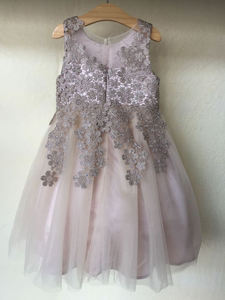 Produits très vendus : Robe de mariée lyrique Reine des Neiges pour l'Ukraine - Product Image 3