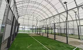 Vente en gros de <span class=keywords><strong>courts</strong></span> de padel professionnels Fabricant de terrains de padel avec toit en verre panoramique standard international - Product Image 3