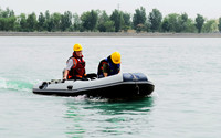 Bateau de pêche en caoutchouc haute densité durable de 3 m pour la navigation à rames, à vendre, fond en aluminium adapté à un moteur de 15 CV