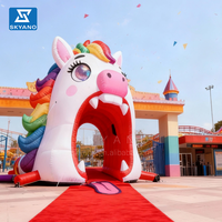Arches gonflables d'animaux de dessins animés personnalisés créatifs colorés géants gonflables grande bouche entrée de chevaux pour l'entrée d'événements