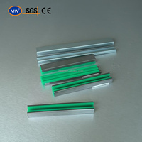 Bande de guidage UHMWPE de rail de guidage de chaîne de Type T de T10A1-10 résistant de qualité supérieure pour convoyeurs de fabrication 10A-1