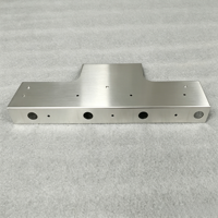 Support de pliage de tôle sur mesure, plaque de montage en aluminium découpée au laser et formée avec entretoises, pièces de fabrication de tôlerie