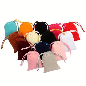 Sac à cosmétiques en velours à cordon de serrage, grand format 10x20cm, logo personnalisé, taille personnalisée, pochette en velours pas chère - Product Image 1