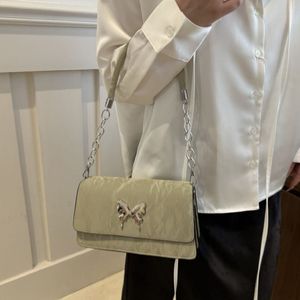 Bolsos de Hombro de Cadena Individual con Elementos de Mariposa de Moda 2025, Bolsos de Mano de Cuero PU para Mujer, Bolsos de Moda para Mujer - Product Image 5