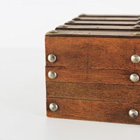 Boîte de rangement en bois avec couvercle à charnières, coffre à souvenirs en bois, coffre à trésors décoratif rétro, grande boîte en bois avec couvercle à charnières