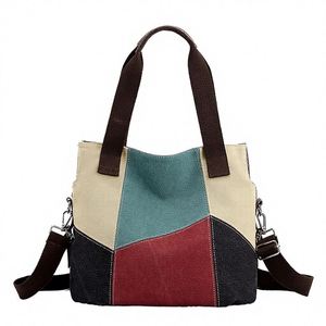 Venta al por mayor de fábrica: Nuevo saco de playa personalizado de EVA XL impermeable estilo silicona, bolsa de mano portátil para la playa - Product Image 3