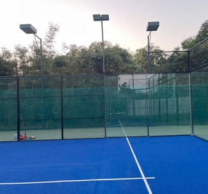 Fabricación de Equipamiento de Pádel de Marca Blanca OEM, Personalización de Canchas de Pádel, Exportación B2B de Equipamiento Exclusivo para Pádel - Product Image 1