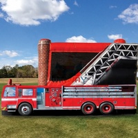Structure gonflable combinée pour enfants, thème Station de pompiers, avec trampoline, toboggan et zone de rebond, en PVC blanc