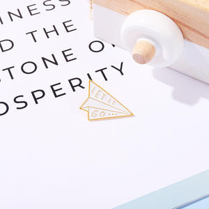 シンプルな文字飛行機形状合金ドリッピングオイル彫刻衣類アクセサリー,スタイリッシュな流行のINS Let It Goブローチ - Product Image 4