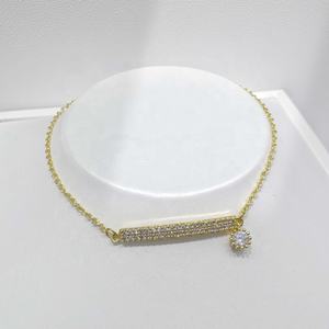 Pulsera de cadena de plata 925 con capas, diseño de cruz con circonitas, elegante, hecha a mano, con cuentas de circonita, para mujer, precio al por mayor. - Product Image 2