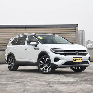 Voiture d'occasion chinoise Talagon 2024, conduite à gauche, transmission automatique 2.0T, 4x4, cuir foncé, R18, SUV familial moyen-grand - Product Image 3