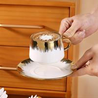 Ensemble de 6 tasses à café et à thé turques en céramique de style européen de luxe léger avec soucoupe, boîte cadeau