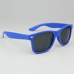 Marchio Feirong moda uomo PC lente borsa <span class=keywords><strong>occhiali</strong></span> <span class=keywords><strong>da</strong></span> <span class=keywords><strong>sole</strong></span> donne all'aperto guida Wayfaring <span class=keywords><strong>occhiali</strong></span> <span class=keywords><strong>da</strong></span> <span class=keywords><strong>sole</strong></span> retrò UV400 Oculos femminile - Product Image 5