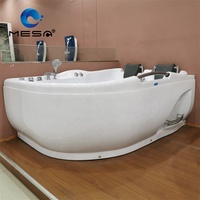 Baignoire d'angle de luxe à hydromassage avec jets, nouvelle collection, très demandée