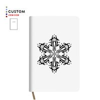 Service d'impression de livres religieux chrétiens à couverture rigide pour fabricants, vente en gros, couverture blanche de luxe, Bible cadeau