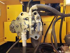 Excavatrice Volvo EX210BLC d'occasion de haute qualité, modèle 2010, 21 tonnes, capacité de la benne de 1,03 m, moteur de pompe efficace, bon état - Product Image 6