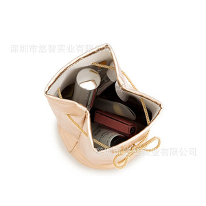 Portable makeup bag for lazy people, rose gold makeup bag, makeup tool and cosmetics <b>storage</b> bag, drawstring bag customization. - Product Image 3
