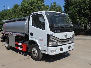 Camion-citerne diesel Dongfeng 4x2 pour la livraison de lubrifiants en vrac et la logistique d'huiles liquides - Product Image 4