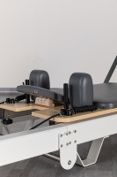 Lit de Pilates Reformer Portable Populaire en Alliage d'Aluminium, Durable, Réglable et Pliable pour Studio et Santé - En Promotion