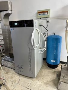 O gerador de água desionizado do laboratório mostra a pureza da água dos dados do tempo real, caudal para a monitoração conveniente por pesquisadores do laboratório - Product Image 3