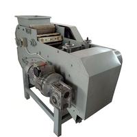 Machine à décortiquer les noix à large gamme d'utilisations, machine polyvalente pour décortiquer diverses noix et graines dures