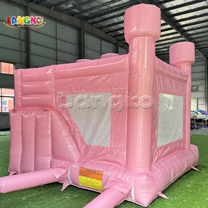 Château gonflable rose brillant avec toboggan pour enfants, idéal pour les fêtes d'anniversaire des filles dans le jardin - Product Image 6