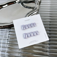 Ongles carrés courts faits à la main à pression, couleurs macaron minimalistes, finition gelée ultra-brillante, pour usage quotidien, vente en gros