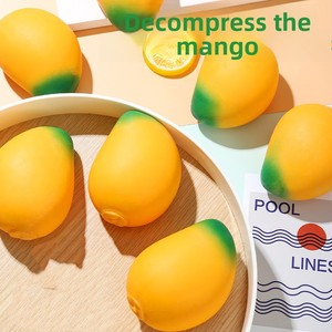 Juguete Blandito Realista de Mango y Naranja - Fruta Suave Antiestrés para Niños y Adultos, Ideal para la Oficina, Diversión, Relajación y Alivio del Estrés - Product Image 6