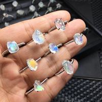 S925 Sterling Silver Réglable À La Main Anneau Naturel Madagascar Pierre De Lune Cristal À La Mode Pierres Précieuses Bijoux pour Femmes pour les Fêtes