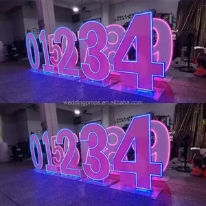 Numéros <span class=keywords><strong>de</strong></span> couleur RVB décoratifs <span class=keywords><strong>de</strong></span> mariage 4 pieds <span class=keywords><strong>de</strong></span> hauteur acrylique clair LED Numéros <span class=keywords><strong>de</strong></span> changement <span class=keywords><strong>de</strong></span> couleur - Product Image 4