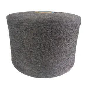 Commercio all'ingrosso della fabbrica rigenerato 70% <span class=keywords><strong>cotone</strong></span> 30% poliestere filato per maglieria calzini colorati filato filato <span class=keywords><strong>di</strong></span> <span class=keywords><strong>cotone</strong></span> Open End per maglione lavorato a maglia - Product Image 1