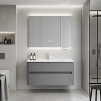 Ensemble de lavabo de salle de bain étanche avec meuble en contreplaqué gris, vasque en céramique, miroirs de toilette éclairés à interrupteur tactile