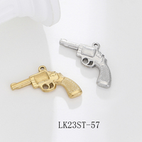 Liontin pistol senapan besi tahan karat berlapis emas hiasan pistol Sniper Multi pola aksesoris pistol cor untuk pembuatan perhiasan DIY
