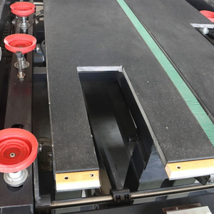 Machine de dé<span class=keywords><strong>coupe</strong></span> de <span class=keywords><strong>verre</strong></span> de haute technologie à basse température <span class=keywords><strong>avec</strong></span> télécommande, boîte de récupération de copeaux et prévisualisation du trajet de <span class=keywords><strong>coupe</strong></span> - Product Image 6