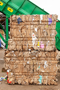 Mini empacadora de heno cuadrada completamente automática, compactador de balas móvil, compactador de arena - Product Image 4