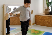 Miroir de coordination Montessori pour bébé 120cm design moderne acrylique de sécurité + contreplaqué de bouleau miroir de sol pour bébé pour l'école du ventre