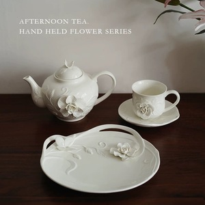 Ensemble tasse et soucoupe à café en céramique, motif floral en relief, fait main en France, luxe léger, rétro <span class=keywords><strong>vintage</strong></span>, pour le thé de l'après-midi, compatible lave-vaisselle et <span class=keywords><strong>micro</strong></span>-ondes - Product Image 2