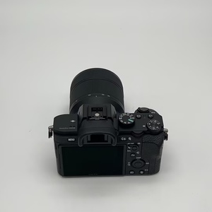 Fotocamera Mirrorless Sony A7 II Usata con Obiettivo 28-70, Videocamera HD 1080p con Accessori, Fotocamera con Sensore CMOS - Product Image 3