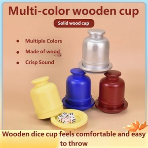 Ensemble de gobelets à <span class=keywords><strong>d</strong></span>és en bois massif de qualité supérieure avec coins arrondis et plateau pour le jeu des <span class=keywords><strong>d</strong></span>és de la fausse-semblance, idéal pour les divertissements en bar et les fêtes - Product Image 3