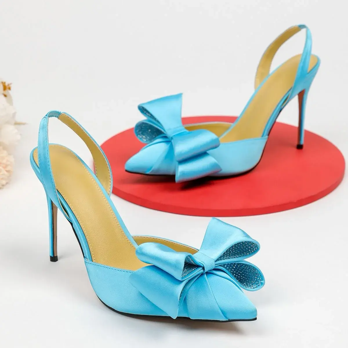 Scarpe da donna con fiocco blu fatte a mano in seta tacchi alti da festa sandali a punta Slingback scarpe da donna alla moda