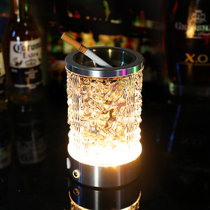 Cenicero iluminado recargable por USB, luz cálida, redondo, de aleación de aluminio, para bares, KTV, restaurantes - Product Image 1