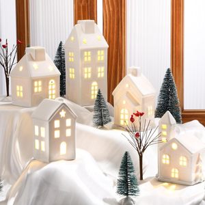 Luz LED de Estilo Nórdico, Figuras de Porcelana Talladas a Mano para Mesa, Gnomo Decorativo para el Hogar, Decoración Navideña, Casa de Cerámica con Luz - Product Image 1
